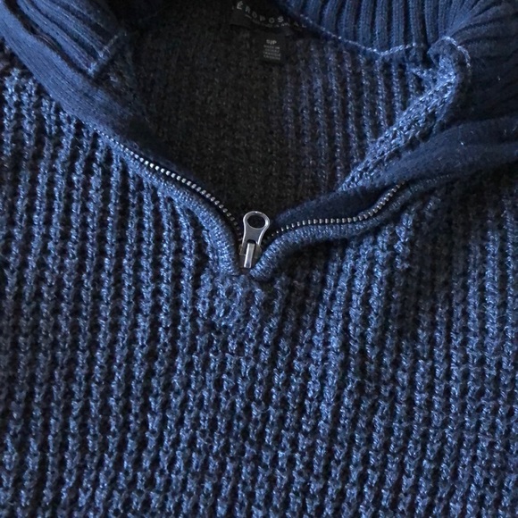 Sweater - Picture 3 of 4